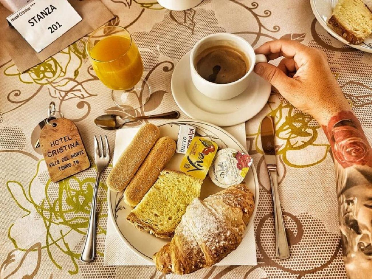 Hotel Cristina Тенно Экстерьер фото